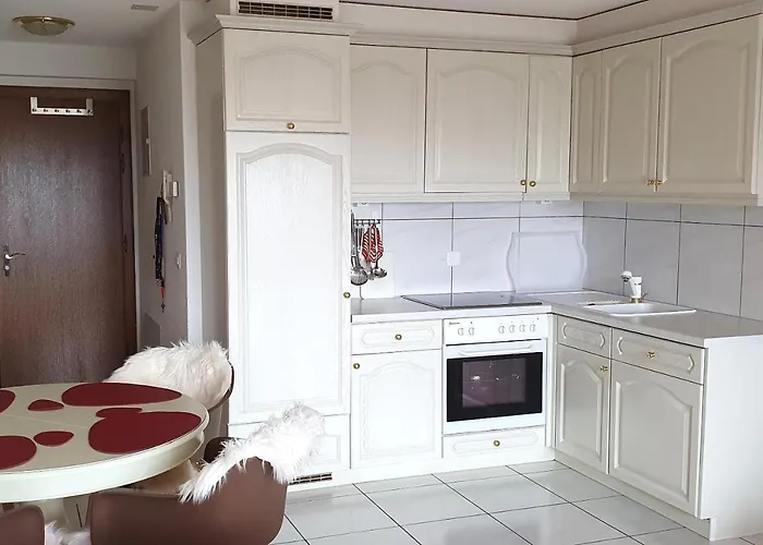 Apartment Topas 33 *